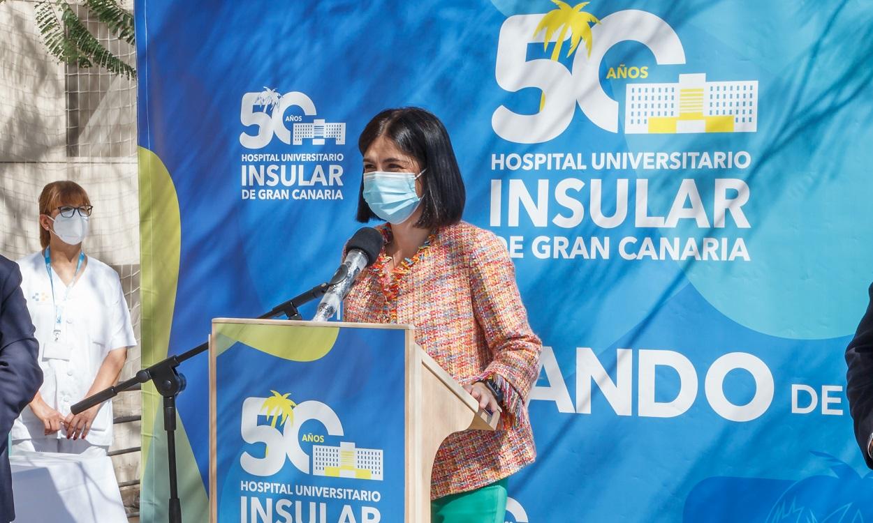 La ministra de Sanidad, Carolina Darias durante su intervención en la visita al Hospital Universitario Insular de Las Palmas de Gran Canaria. EP