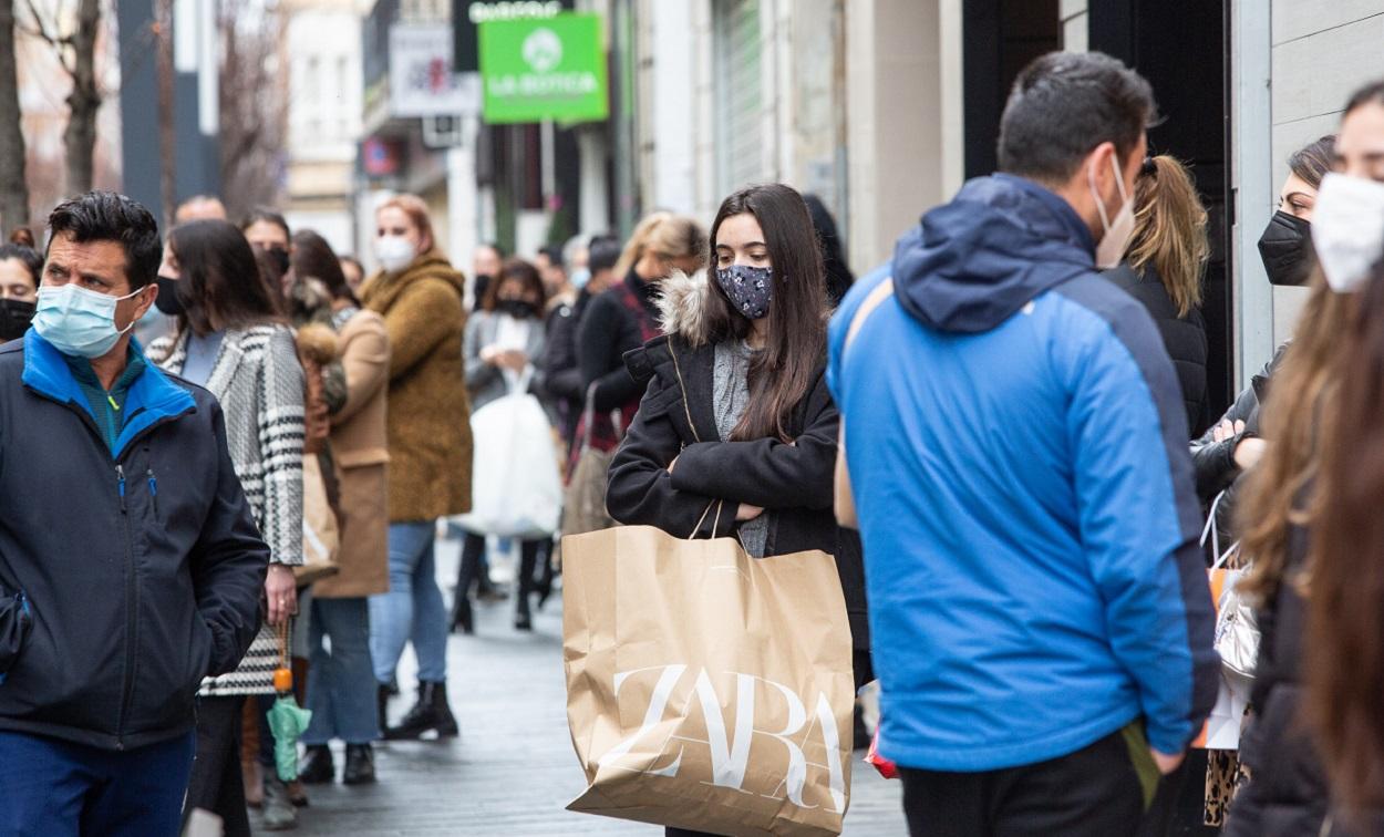 Los salarios de los jóvenes ahora son más bajos que hace 40 años