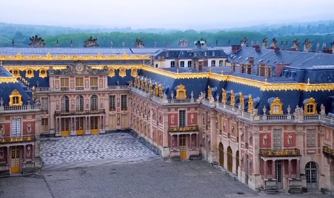 Versalles, uno de los conjuntos palaciegos más visitados del mundo. Youtube