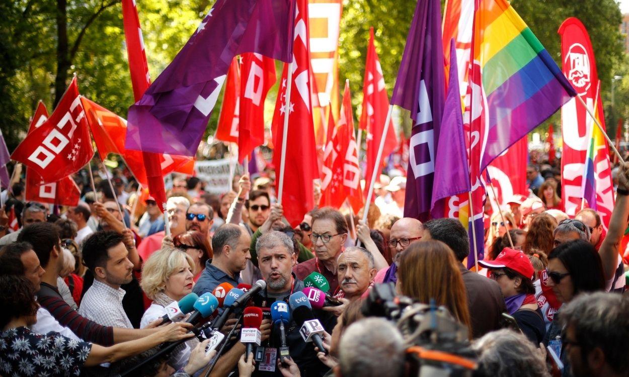 El secretario general de CC.OO., Unai Sordo, atiende a los medios previo a la manifestación por el 1 de mayo de 2019