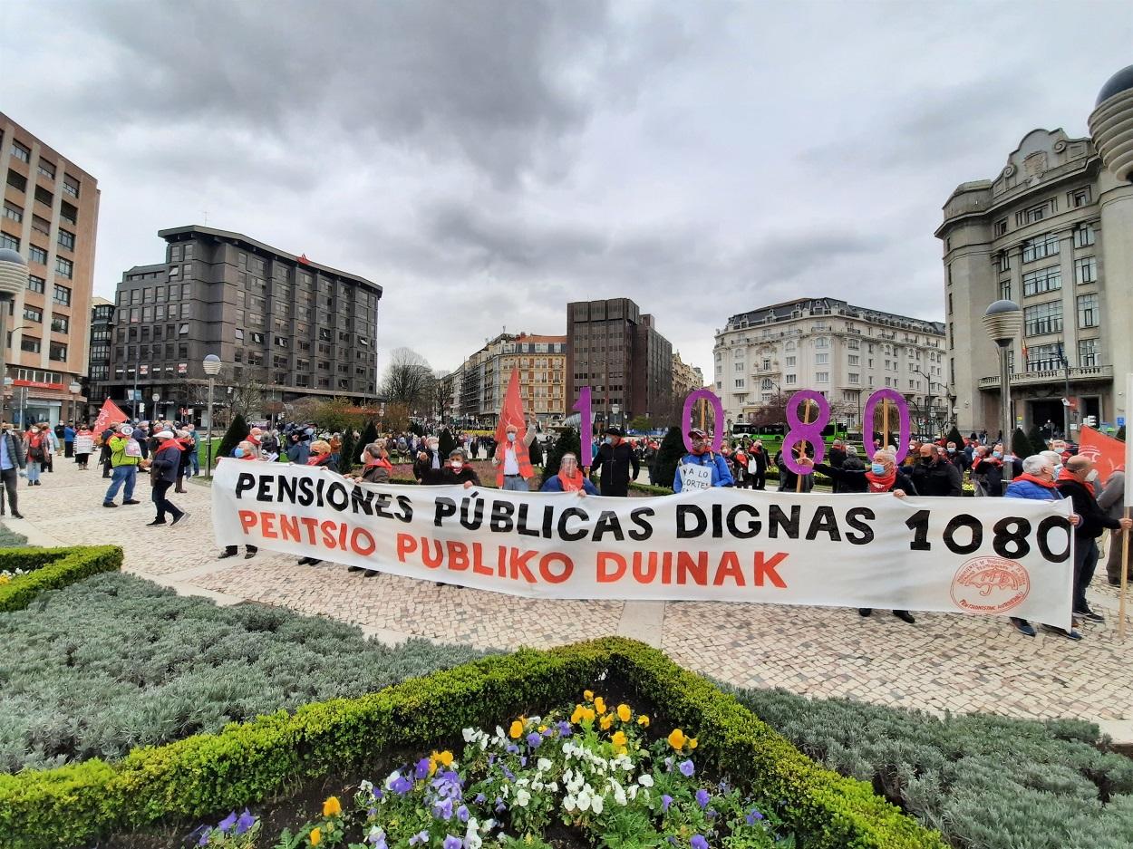 Concentración de pensionistas en Bilbao. Europa Press