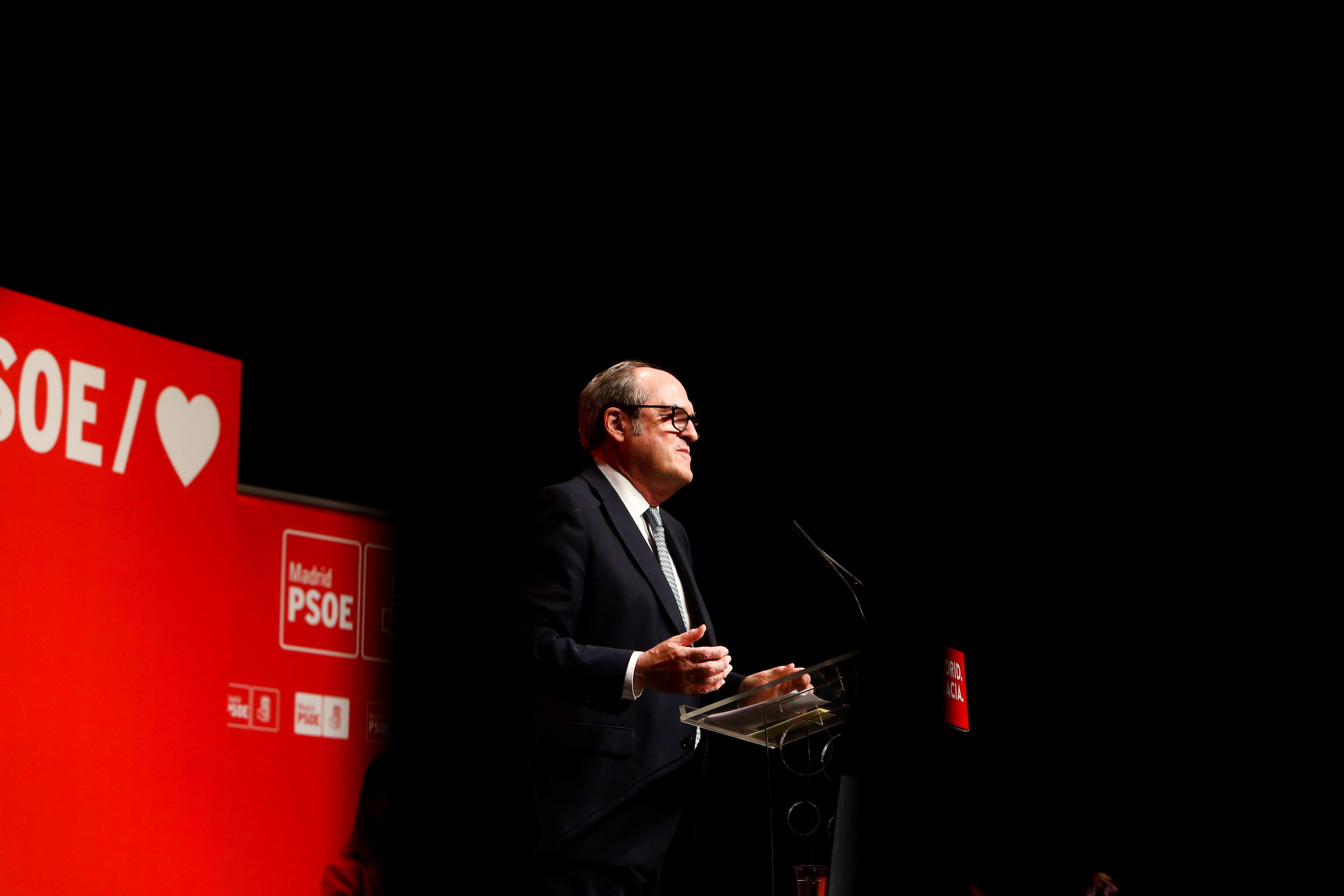 El candidato del PSOE a la Presidencia de la Comunidad de Madrid, Ángel Gabilondo interviene durante un acto del partido, a 28 de abril de 2021, en Leganés, Madrid (España)