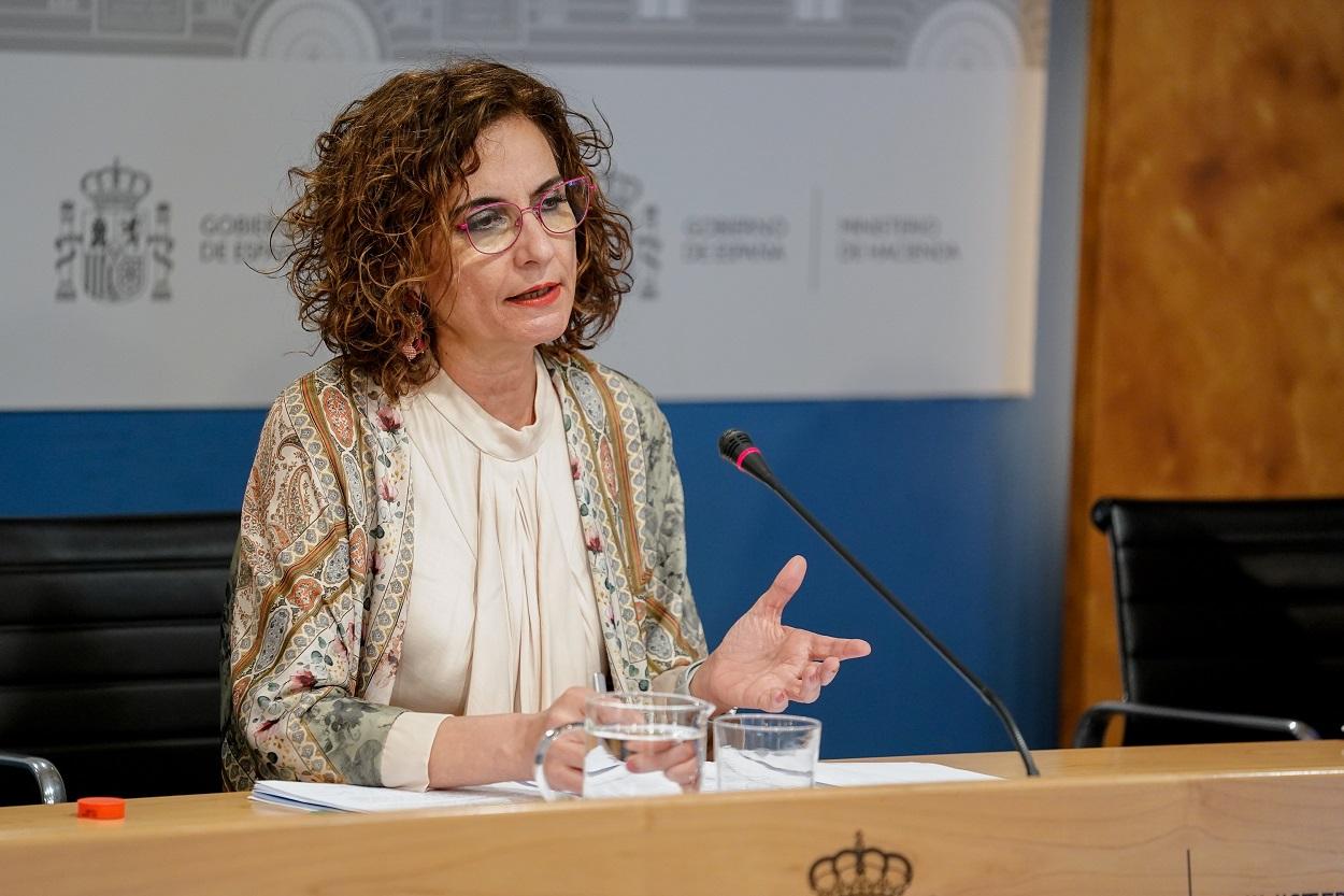 La ministra de Hacienda, María Jesús Montero, en la presentación de las proyecciones de déficit. Europa Press