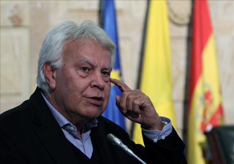 Felipe González suspende su viaje a Venezuela tras la nueva maniobra de Maduro