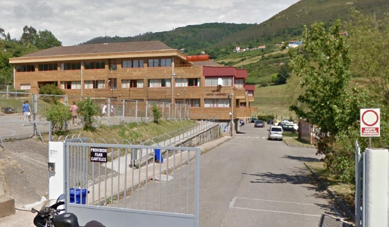 Fallece el conserje de un instituto en Oviedo tras ser aplastado por un ascensor