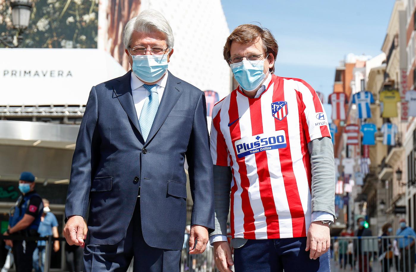 Enrique Cerezo, Presidente del Atletico de Madrid con Jose Luis Martinez Almeida. EP