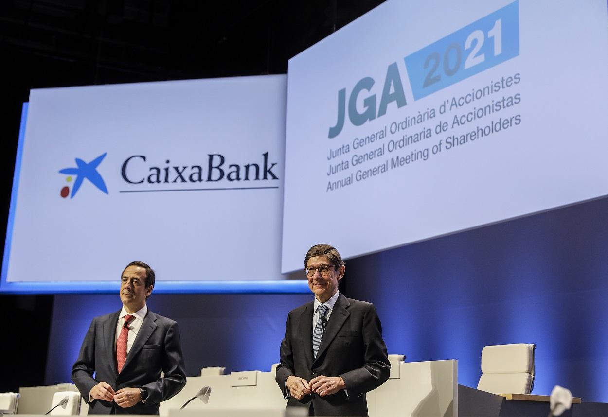 El presidente de CaixaBank, José Ignacio Goirigolzarri, y el consejero delegado, Gonzalo Gortázar, en la junta de accionistas. Europa Press