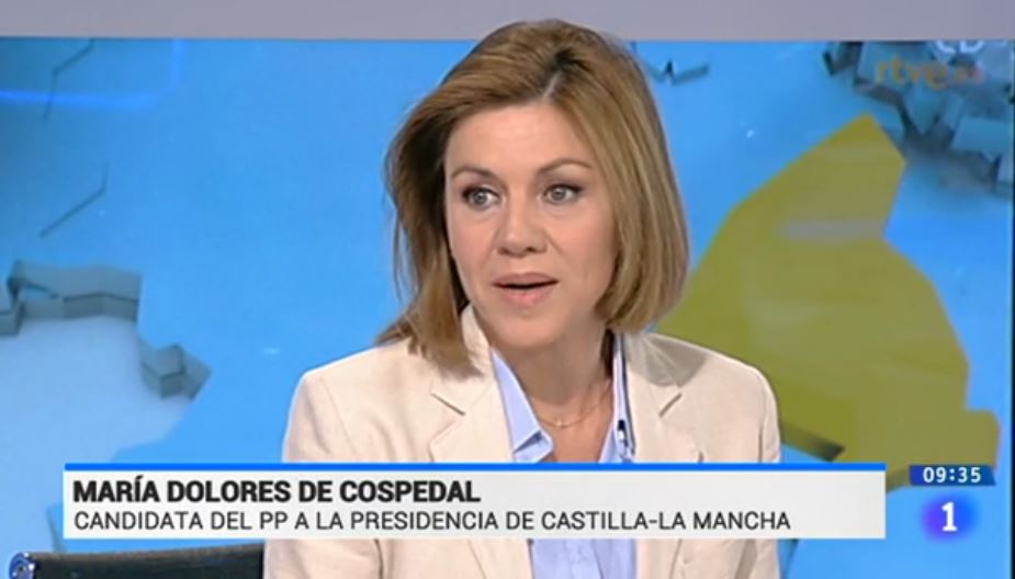 Cospedal ya no se queja de TVE, como hacía con Ana Pastor... ahora se quejan los redactores