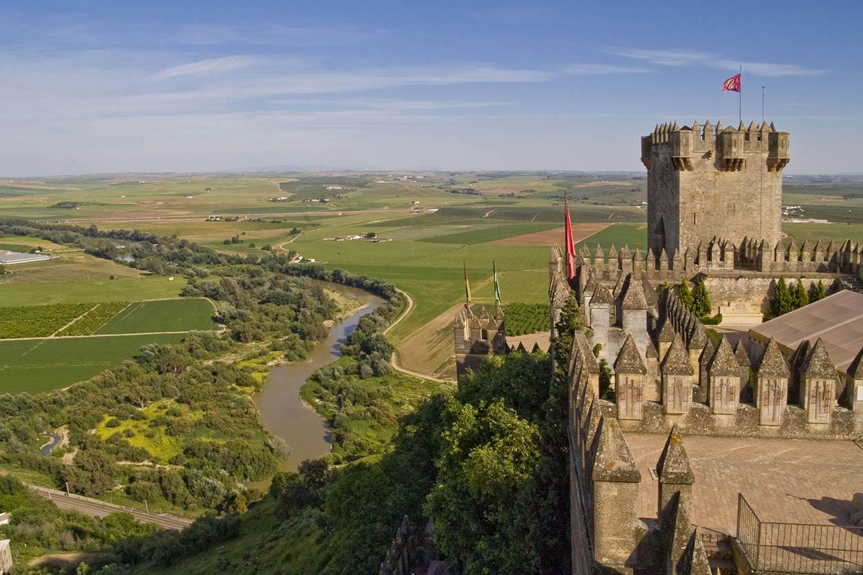 El castillo de Almodovar del Río, en Córdoba, fue uno de los escenarios para la grabación de la serie 'Juego de Tronos'
