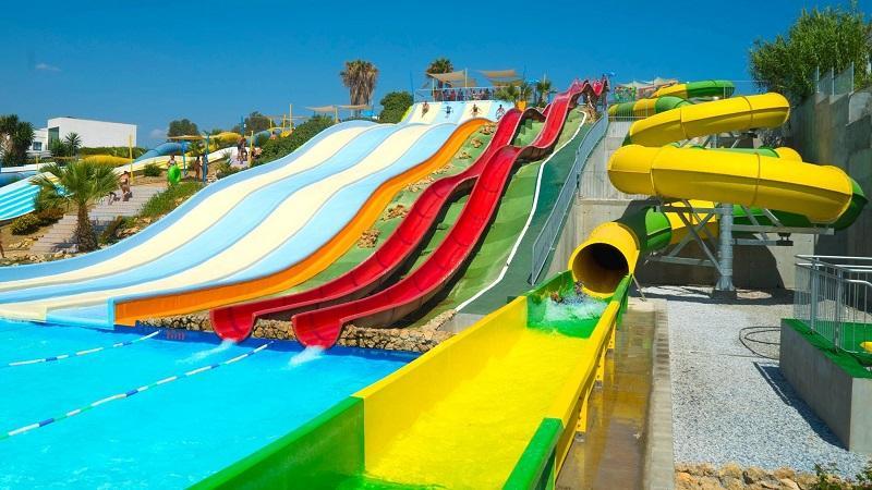 El Parque Acuático Aquavelis en Torre del Mar (Málaga). EP