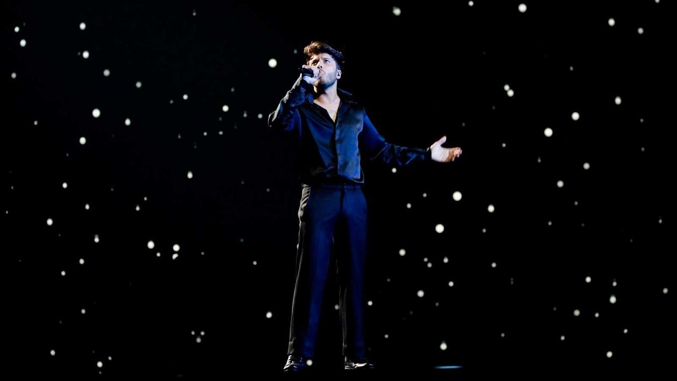 Blas Cantó, durante la actuación en la final de Eurovisión. Fuente: RTVE.