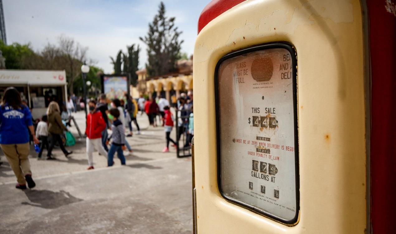 El Parque Warner Madrid, al inicio de su temporada 2021, a 3 de abril de 2021. EP