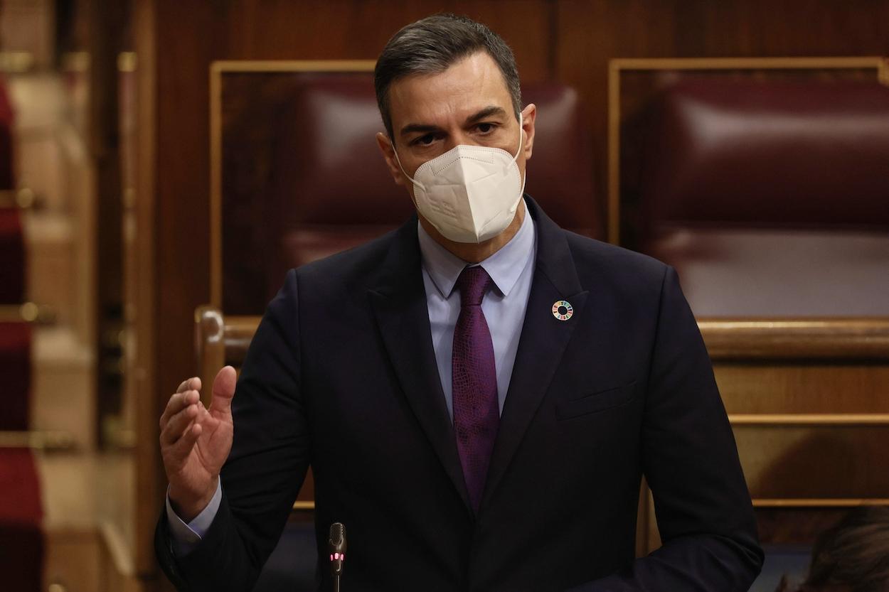 El presidente del Gobierno, Pedro Sánchez, interviene en una sesión de control al Gobierno