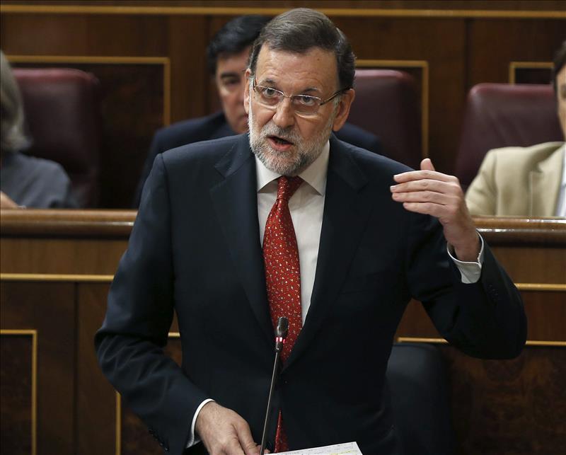 Rajoy abre la puerta a una crisis de Gobierno y de partido... sólo horas después de negarlo ante sus barones