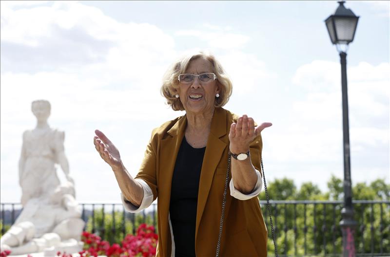 Nuevo ataque machista de Ussía: Carmena es como "Lenin con melenas"