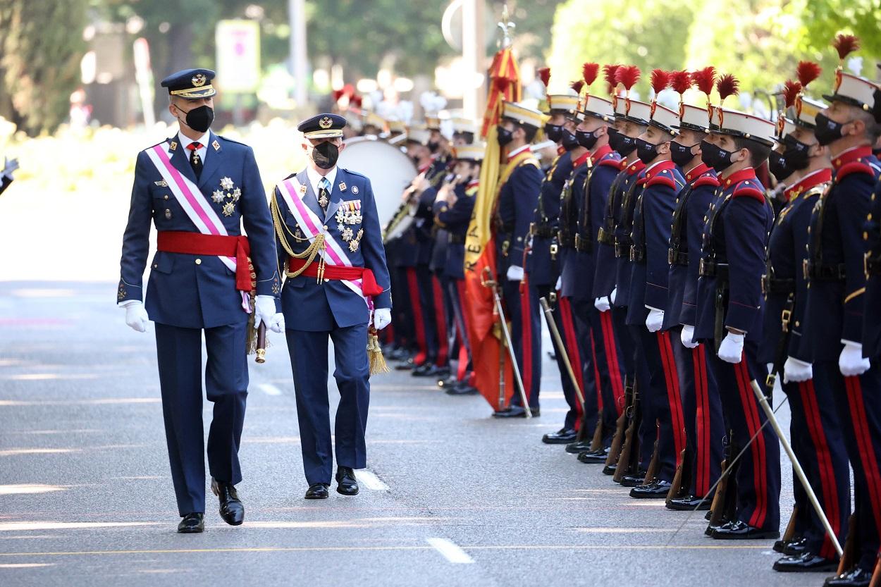El Rey Felipe durante el acto central del "Día de las Fuerzas Armadas 2021". Fuente: Europa Press.