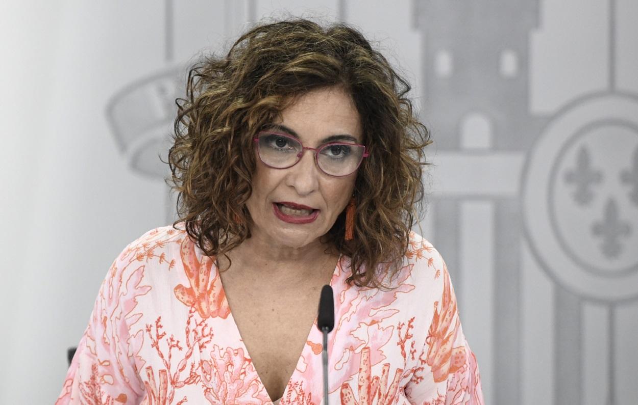 La ministra Portavoz, María Jesús Montero, comparece en rueda de prensa posterior al Consejo de Ministros en Moncloa. Fuente: Europa Press.