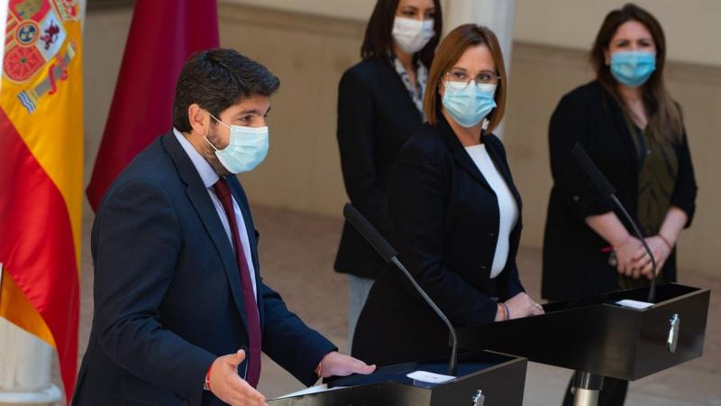 López Miras e Isabel Franco comparecen para dar por desmontada la moción de censura
