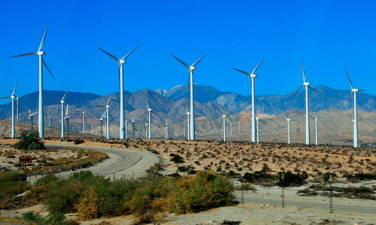 Imagen de molinos de viento en España. Pixabay.