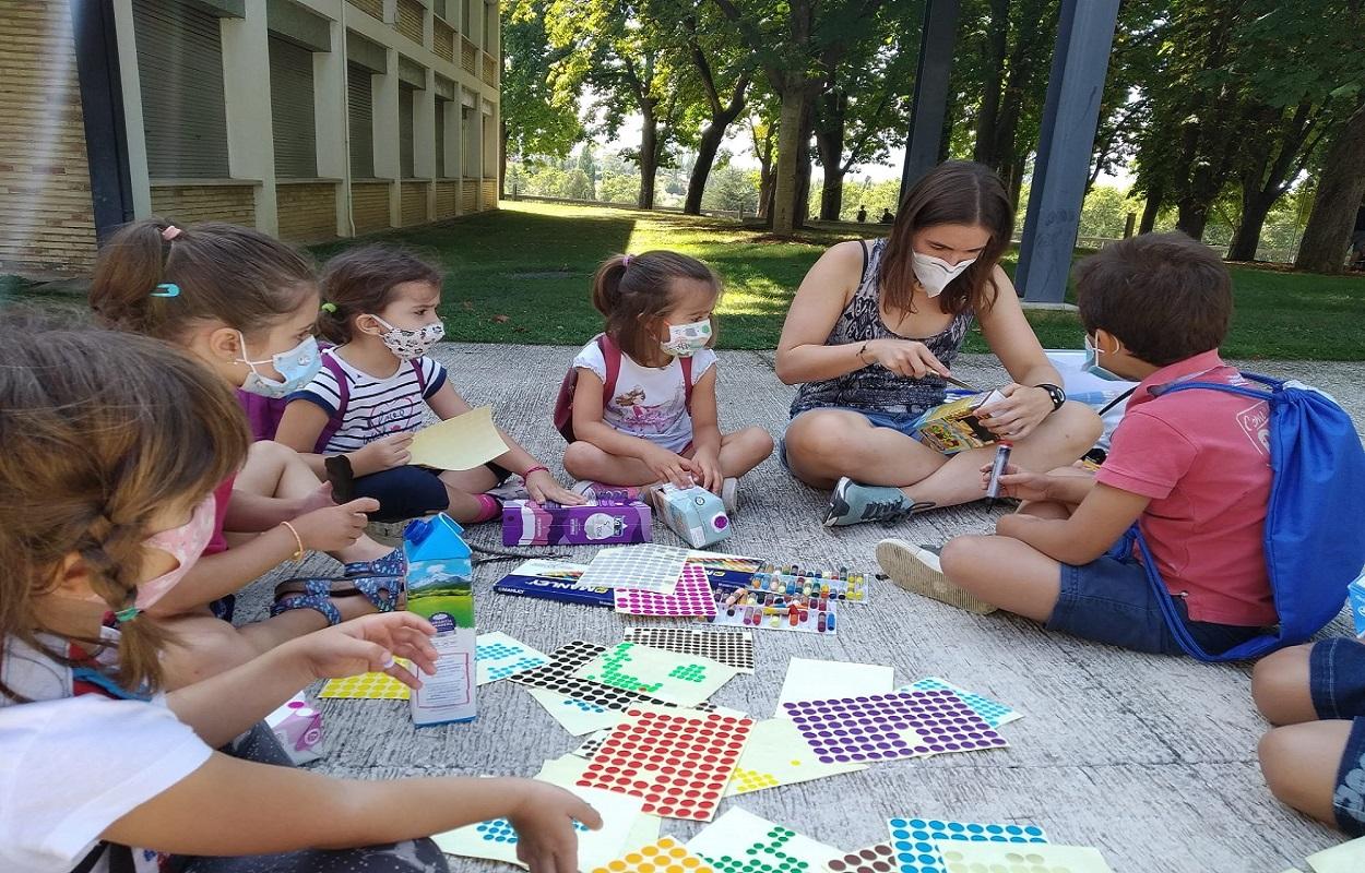 Medidas para evitar contagios en los campamentos de verano. Europa Press