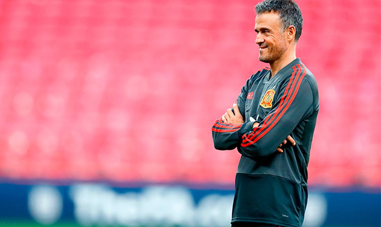 Luis Enrique entrenando. www.sefutbol.com