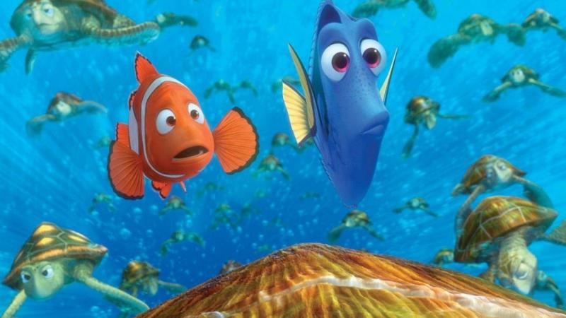 Fotograma de Buscando a Nemo con Marlin y Dory como protagonistas. Pixar. 