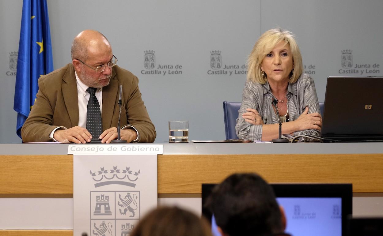 Francisco Igea y Veronica Casado critican a Sánchez por el fin de las mascarillas. Europa Press