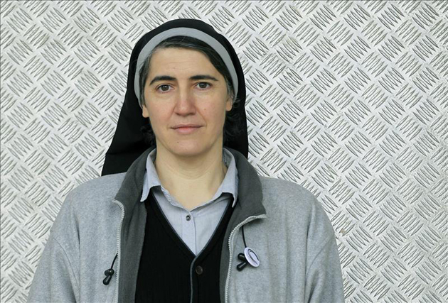 La monja Forcades deja el convento para entrar en política
