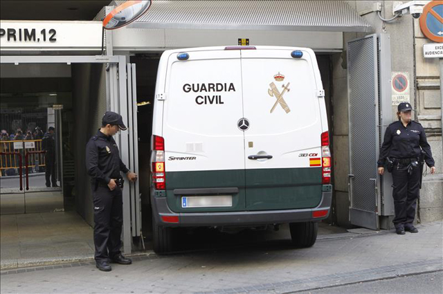 La operación Púnica registra ayuntamientos en Madrid y Valencia La operación Púnica registra ayuntamientos en Madrid y Valencia
