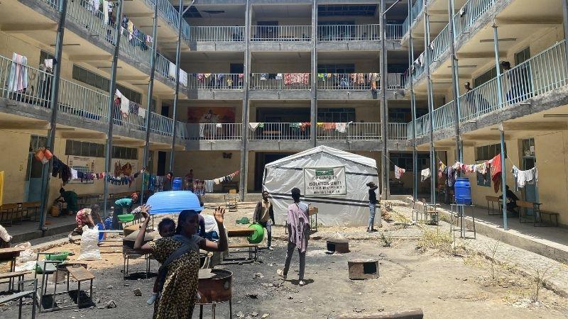 Desplazados internos alojados en una escuela secundaria en Tigray. Europa Press.