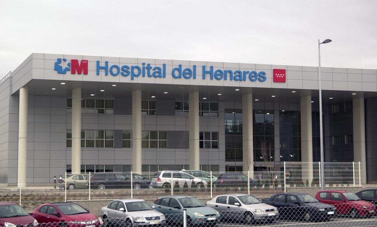 Fachada del Hospital del Henares, en Coslada. EP