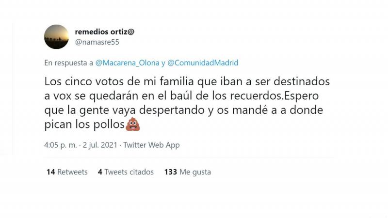 Un tuitero critica a la diputada Macarena Olona por vacunarse. Twitter