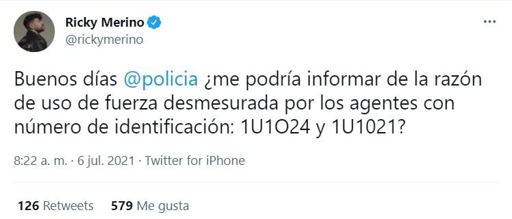 Ricky Merino protesta contra la actuación de la policía Twitter