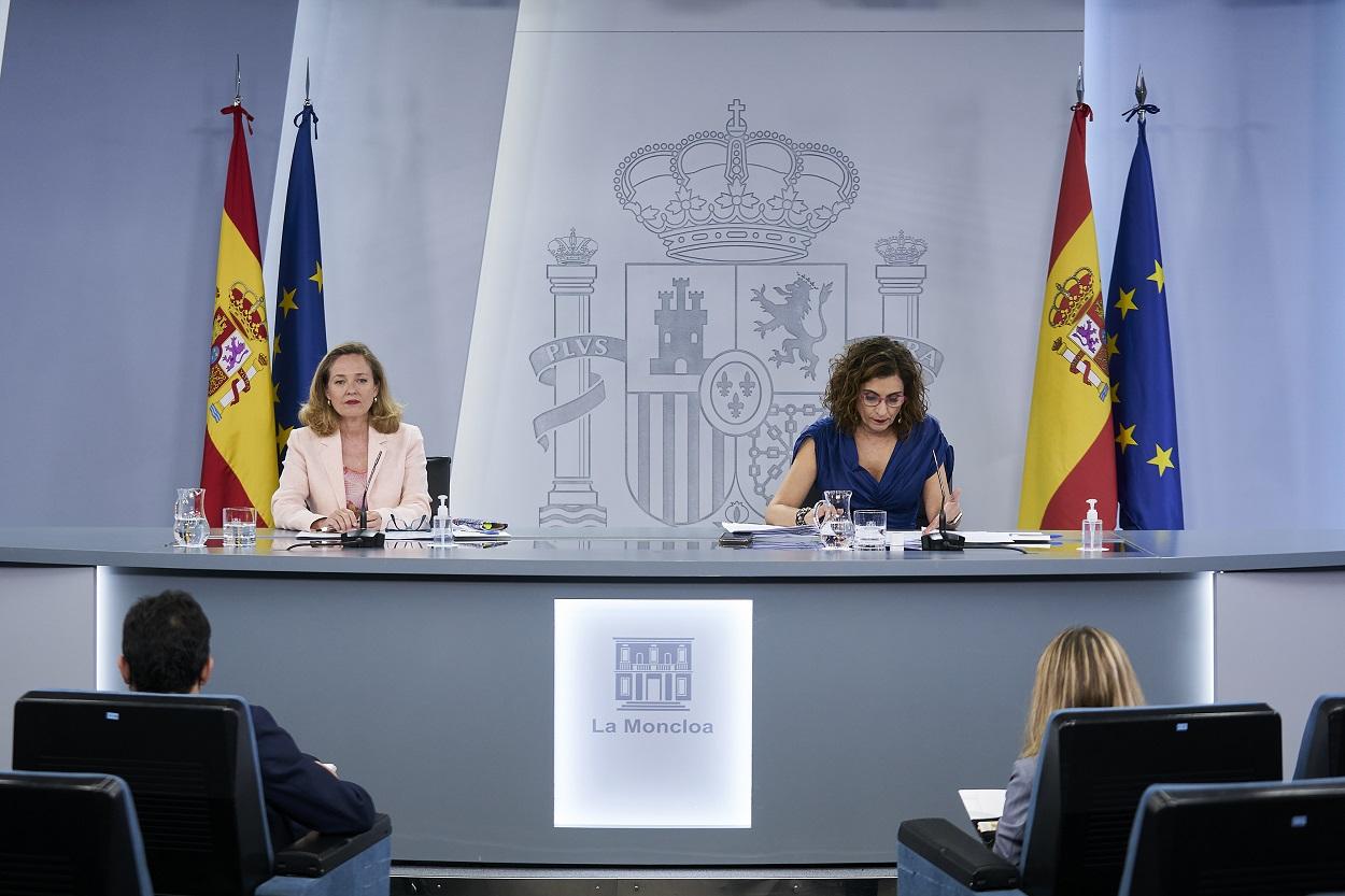 Nadia Calviño y María Jesús Montero en rueda de prensa 