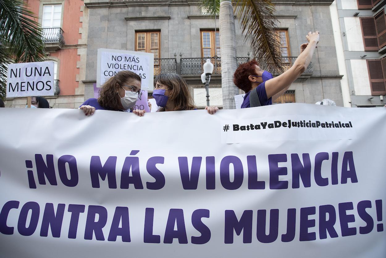 Las asociaciones feministas celebran la aprobación de la ley del solo sí es sí. Europa Press