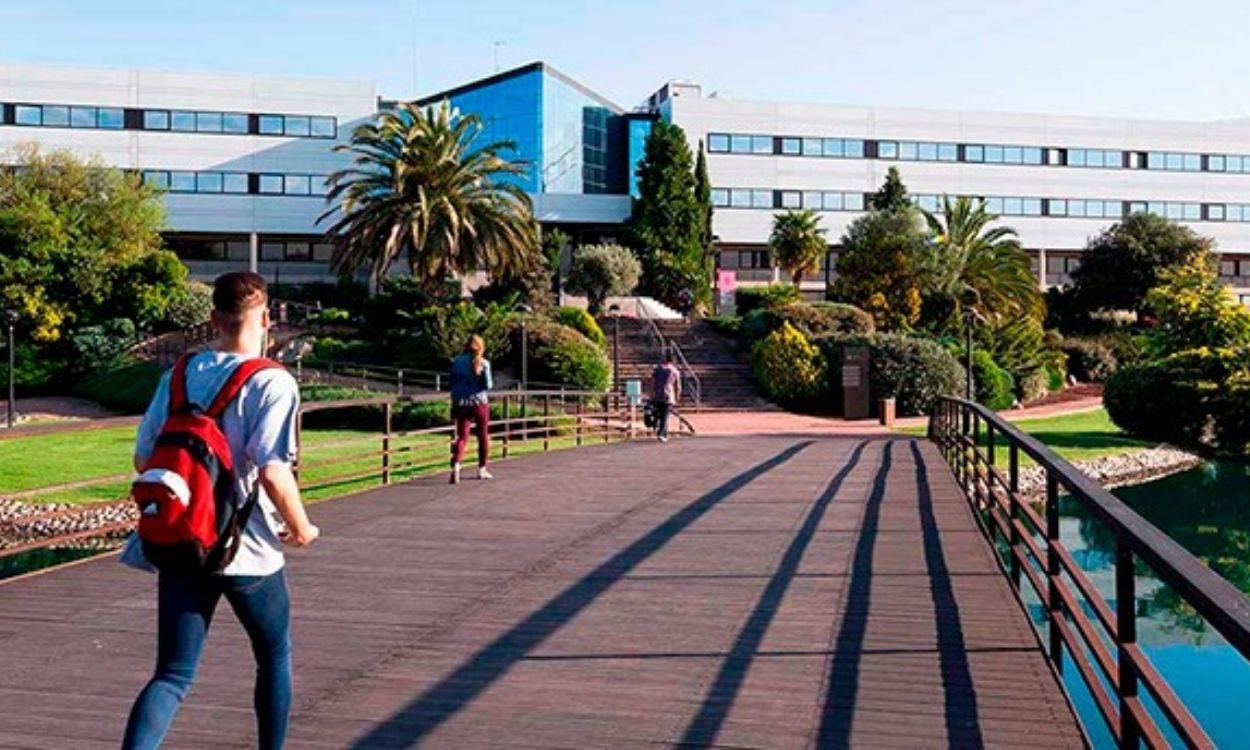 Campus de una universidad privada.  