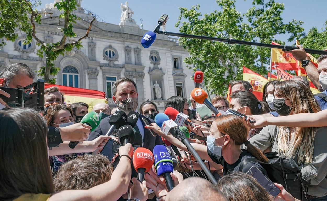 Vox ha vetado a numeroso medios de comunicación. En la imagen, Santiago Abascal. EP