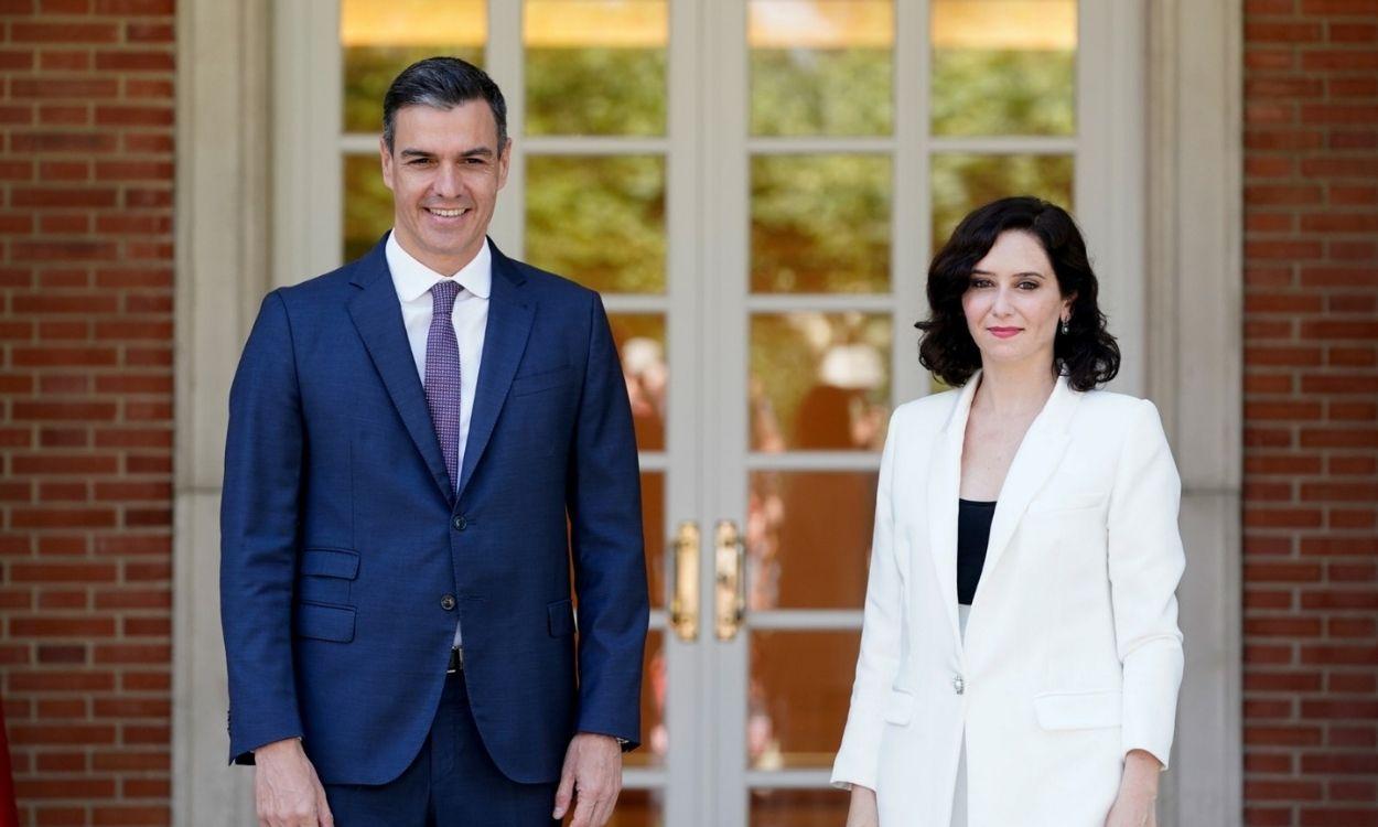 El presidente del Gobierno, Pedro Sánchez, recibe a la presidenta de la Comunidad de Madrid, Isabel Díaz Ayuso. Moncloa. 