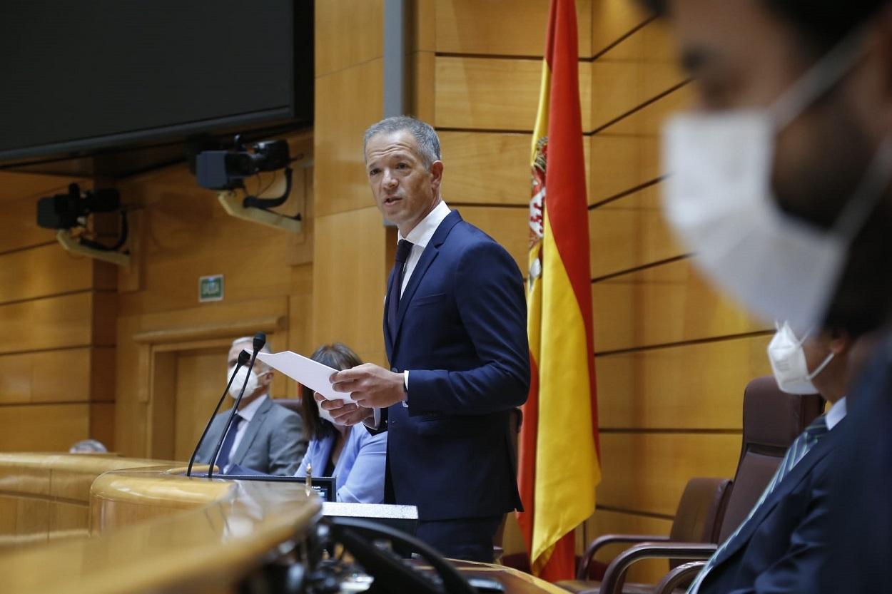 Ander Gil, nuevo presidente del Senado. Fuente: Twitter.