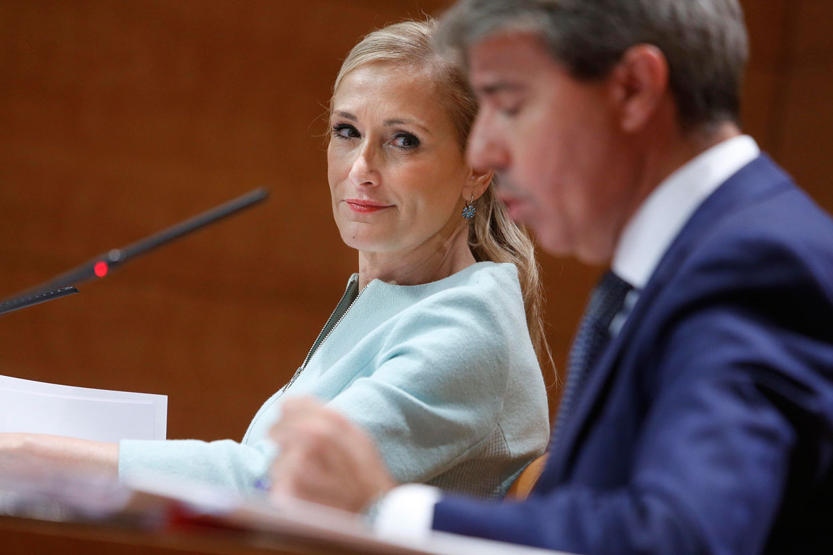 Imagen de archivo de Cristina Cifuentes y su sustituto al frente de la Comunidad de Madrid, Ángel Garrido