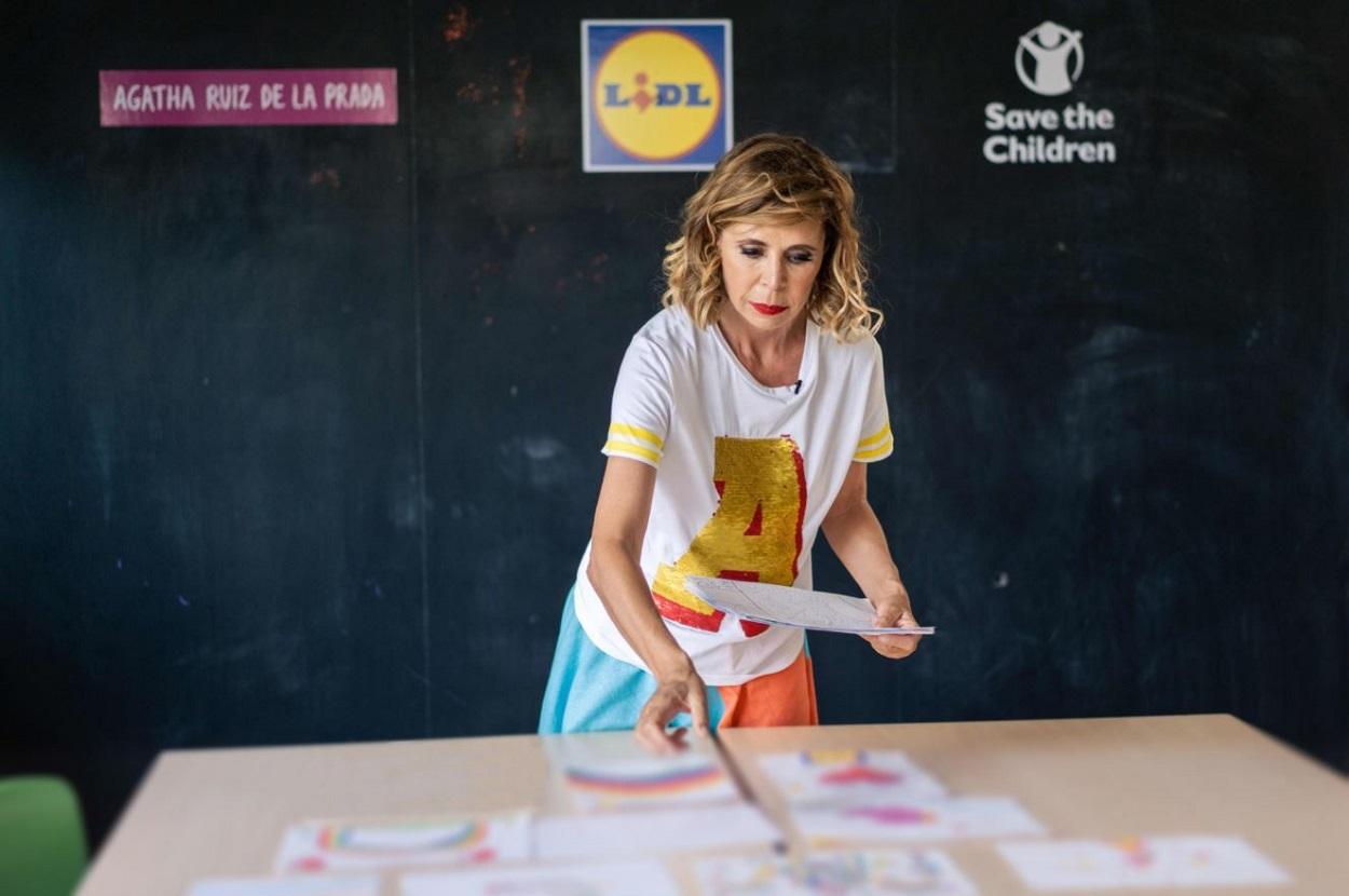 Agatha Ruiz de la Prada lanza junto a Lidl una colección de bolsas de tela solidarias. Lidl