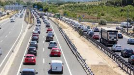 Imagen de archivo de una carretera española.