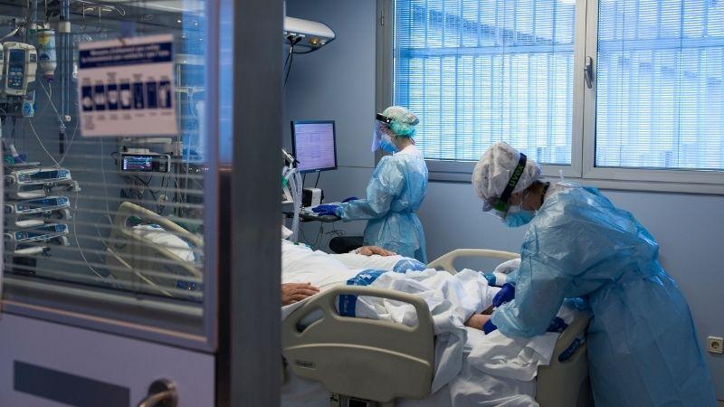 Séptima ola de covid-19: Un ingresado en una UCI en un hospital de Girona. EP.