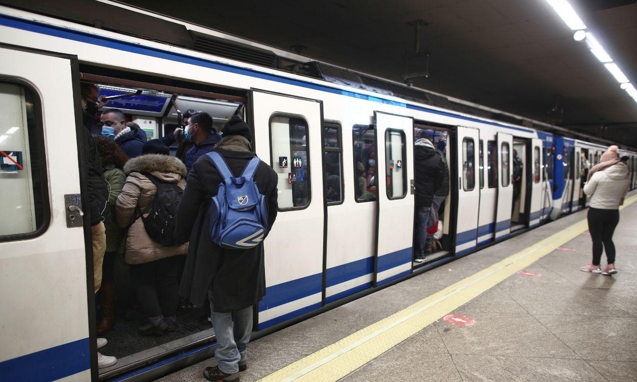 Detenido el presunto agresor en el metro de Madrid. EP.