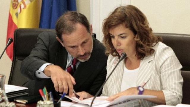 Rajoy remodela su equipo... y la vicepresidenta también el suyo tras la 'huida' de su principal colaborador