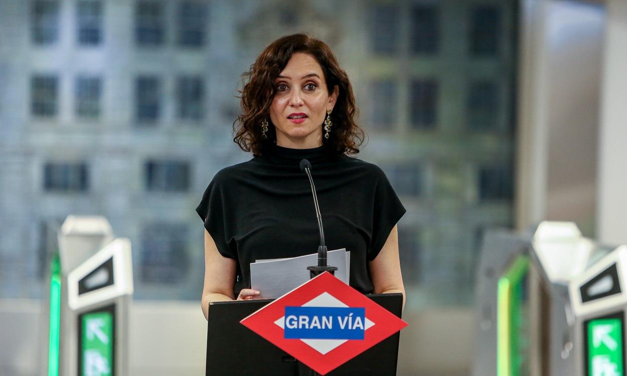 La presidenta de la Comunidad de Madrid, Isabel Díaz Ayuso, durante la inauguración de la estación de Metro de Gran Vía. EP