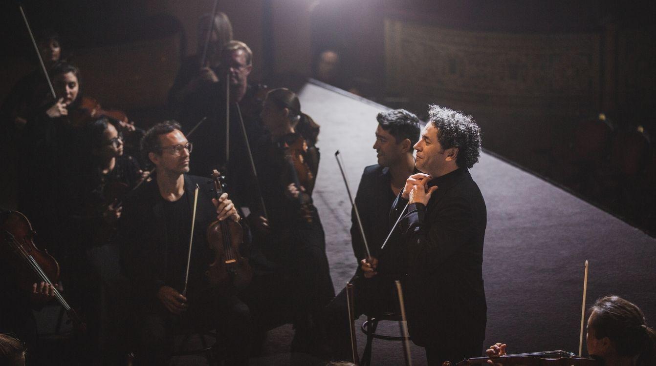 La filmación final de Symphony tuvo lugar en el Gran Teatro del Liceo de Barcelona en agosto de 2019