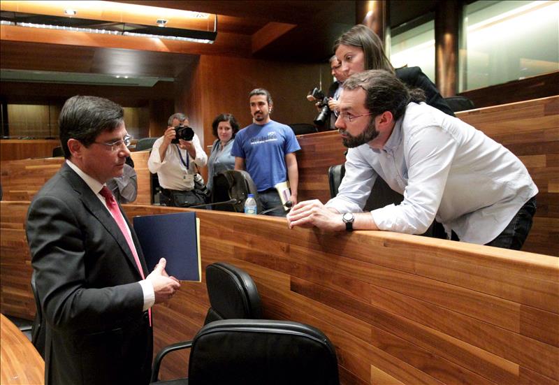 Parón en las negociaciones por el gobierno de Asturias