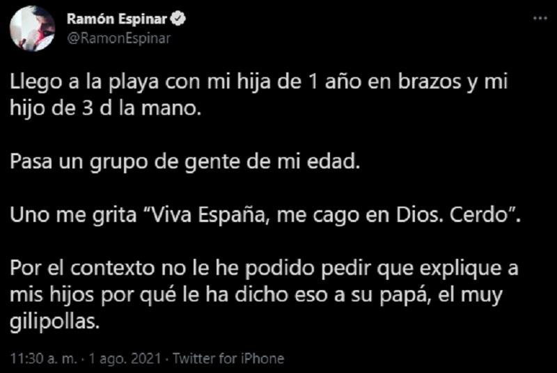 Tuit de Ramón Espinar denunciando insultos en A Coruña Tuit de Ramón Espinar denunciando insultos en A Coruña