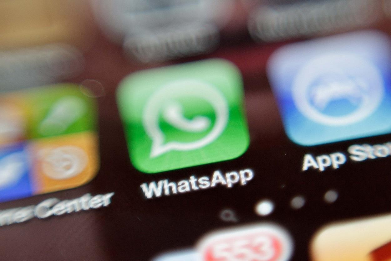 Una discusión de padres por whatsapp deriva en una pelea a las puertas del colegio